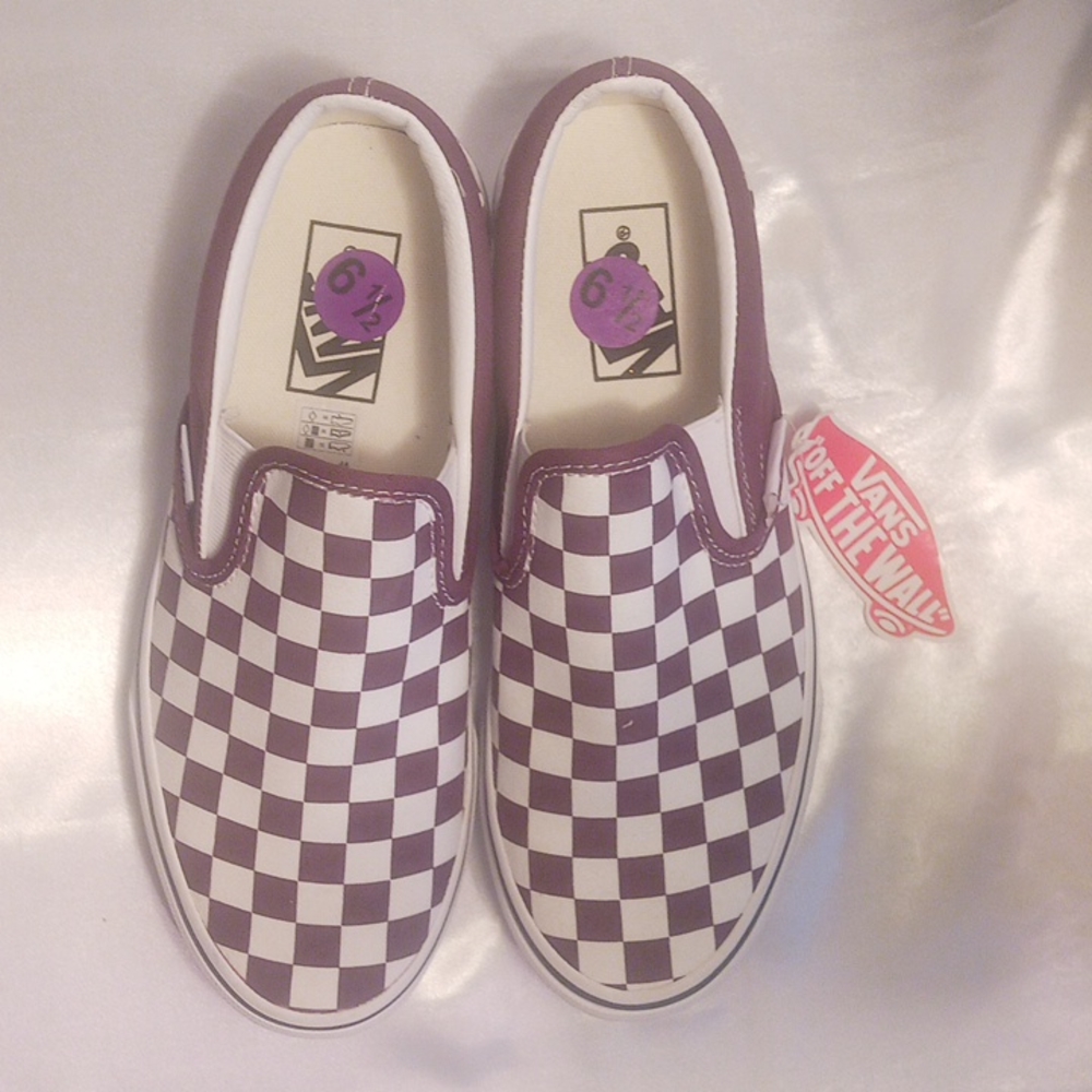 VANS - Picture 3 of 5